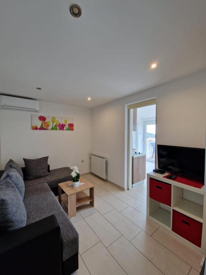 Apartment Vilic Pula Zewnętrze zdjęcie